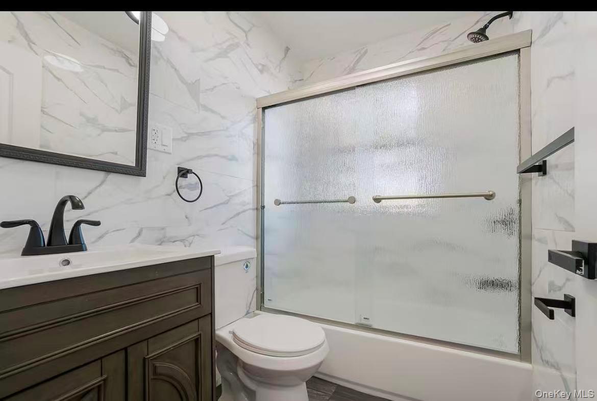 Photo - 167-16 43rd Ave