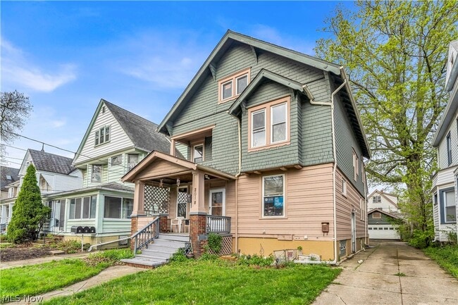2018 W 100th St Unit 2/UP