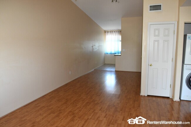 Photo - 3301 E Earll Dr Unit 209