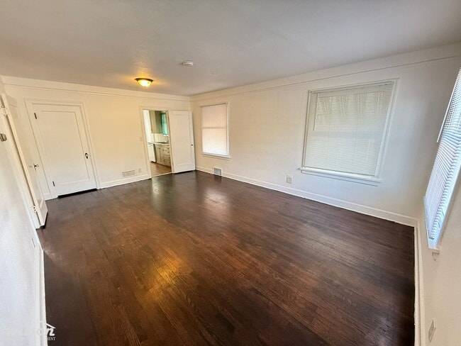 Photo - 1522 Browne Ave Unit 1522 1/2 Browne Ave