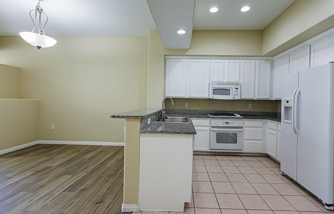 Photo - Top Floor 2 Bedroom Condo Located in Manha... Unit 415