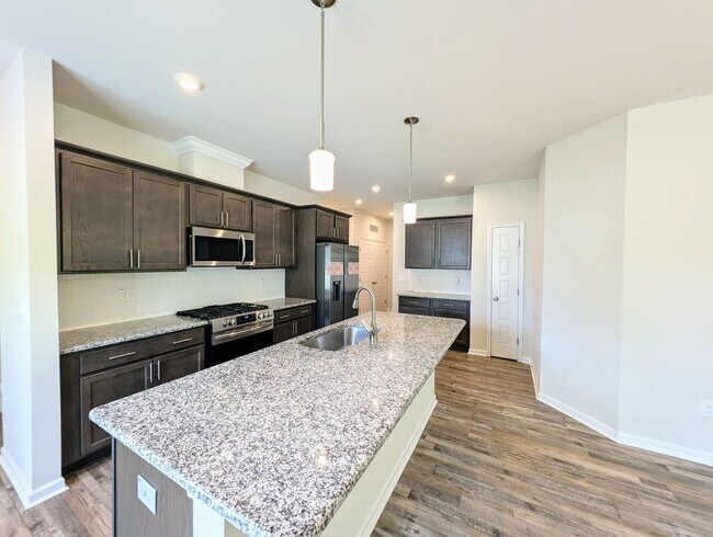 Photo - Stunning 4BR/3.5BA End Unit Townhome in Wa...