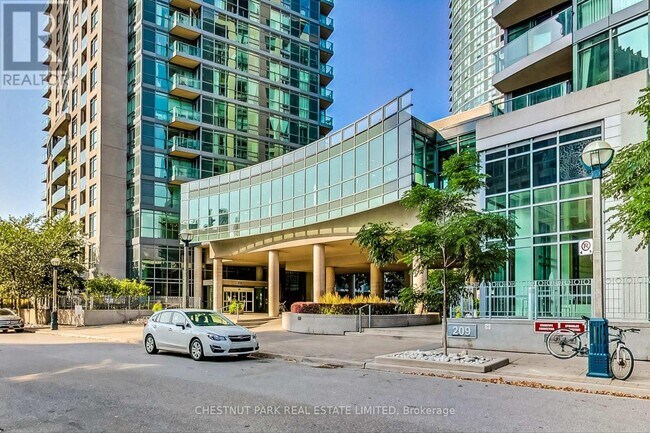 Photo - 215 Fort York Blvd Unité 2108