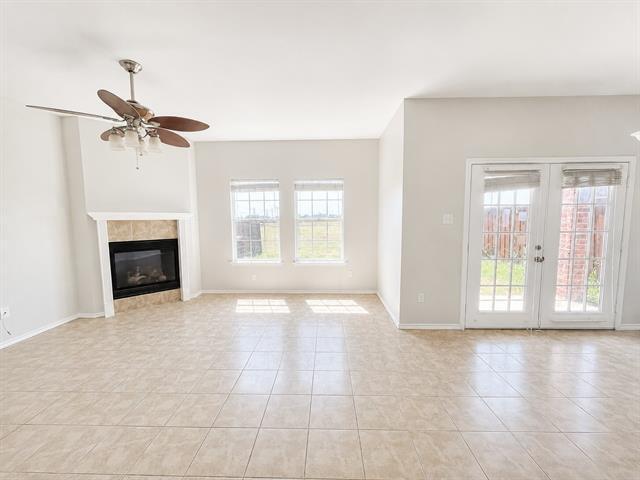Photo - 127 Castleridge Dr
