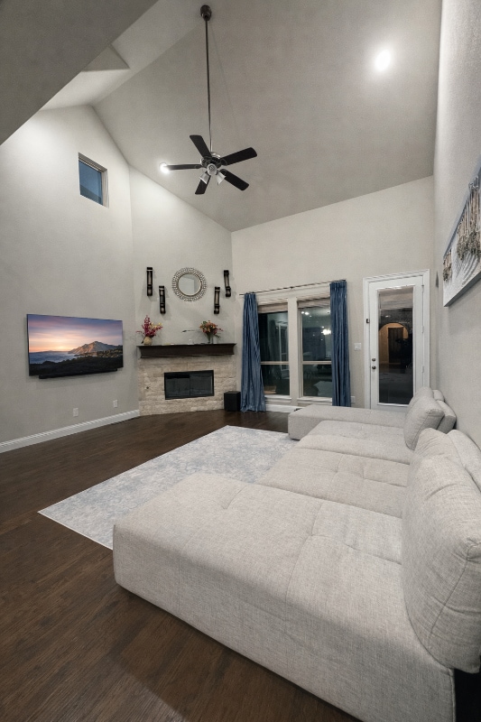 Photo - 1104 Cofield Dr