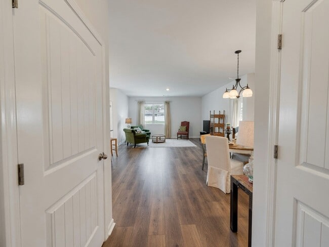 156 Olivia Cir