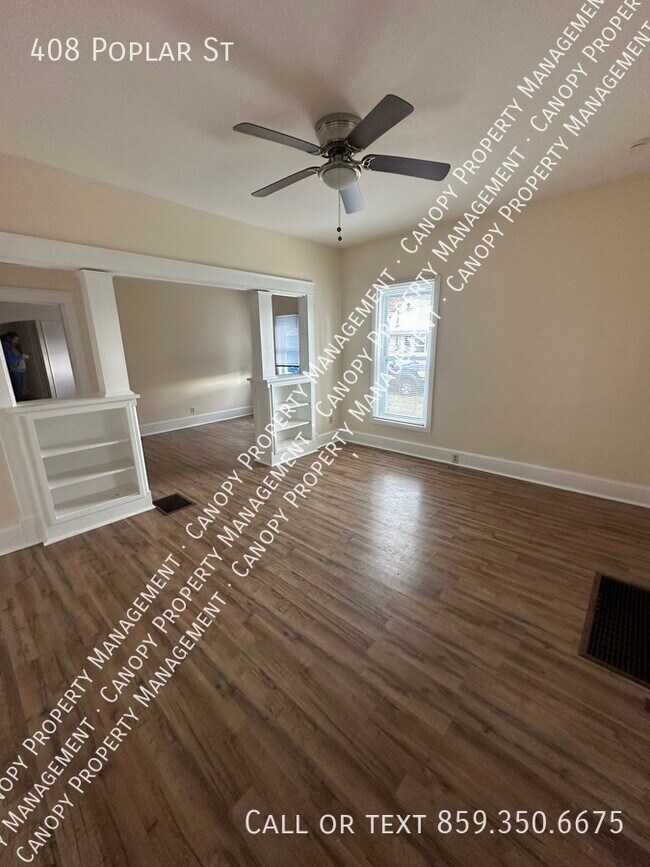Photo - 408 Poplar St