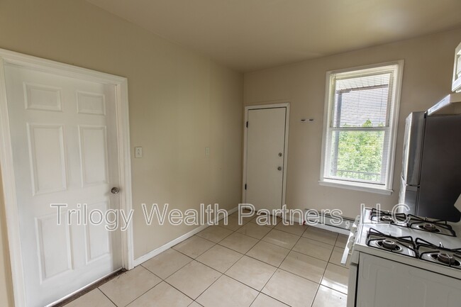 154 Taylor St