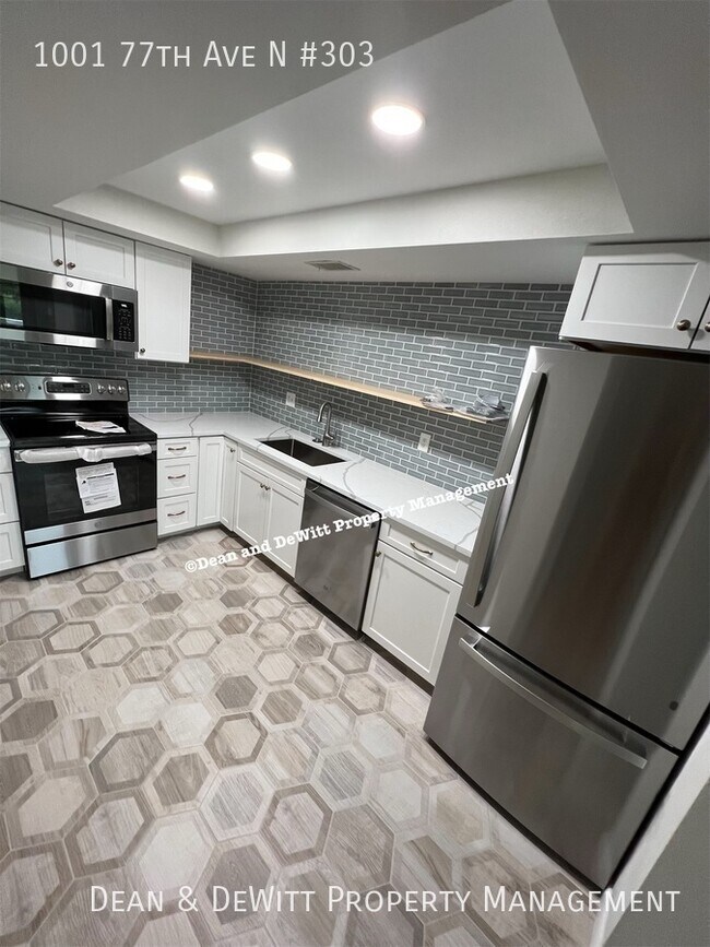 Photo - 1001 77th Ave N Unit 303