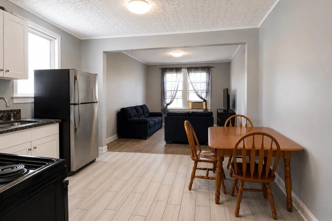 Photo - 148 Carlton Ave Unit 2R