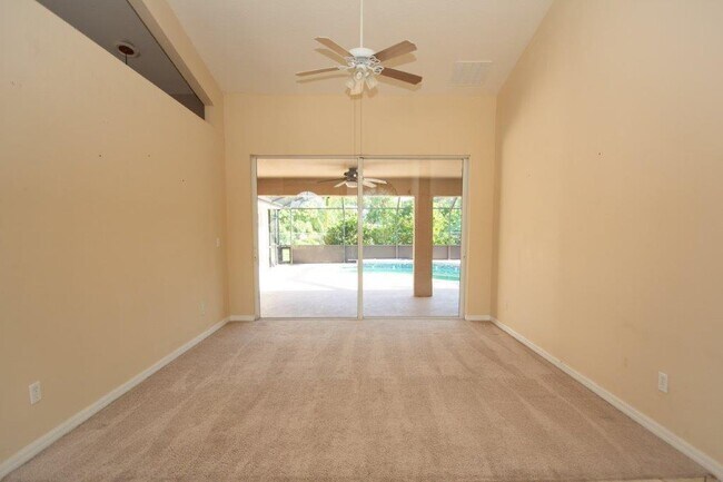 Photo - 1509 SW Crater Ave