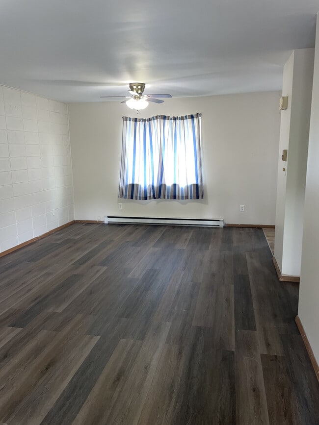 Photo - 1540 N Elizabeth St