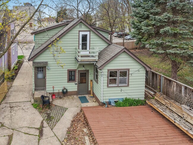 Photo - 2017 Corscot Ct Unit 1