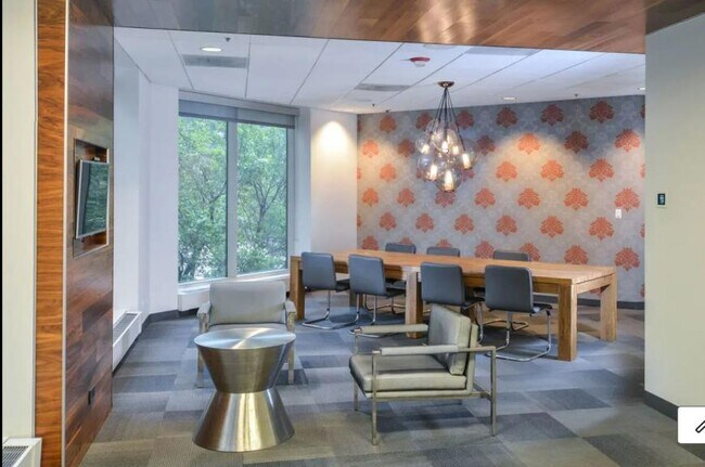 Building Photo - 1 bedroom in Chicago IL 60661 Unit 1-1704