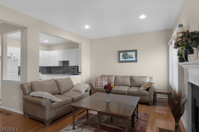 Photo - 158 Autumn Ridge Rd