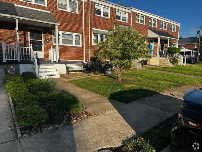 Building Photo - 5421 Highridge St Rental