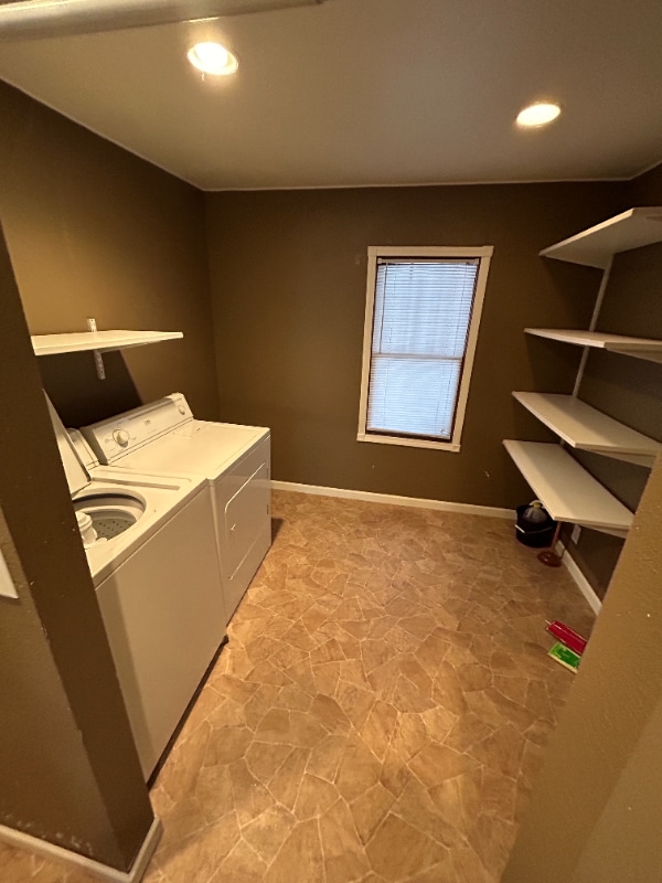 Photo - 220 Arnold Ave N