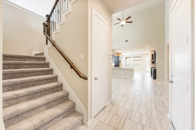 Building Photo - 8714 Windsong Trail Dr