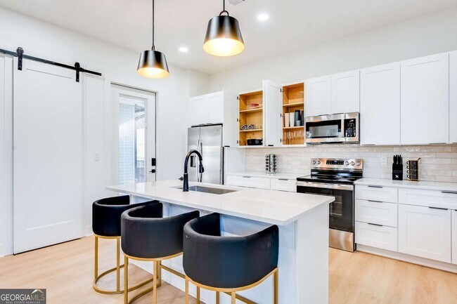 Photo - 1239 Plaza Ave SW