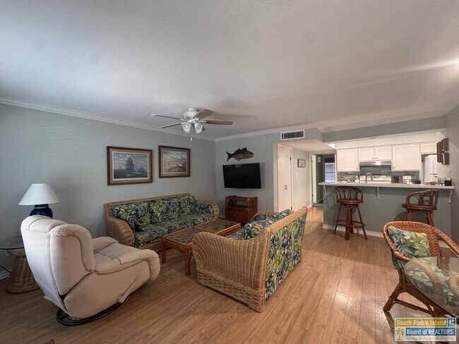 130 E Cora Lee Dr