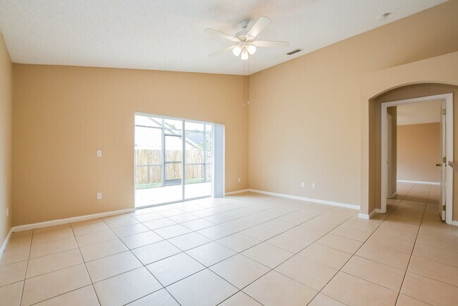 Photo - 2765 Falcon Crest Pl