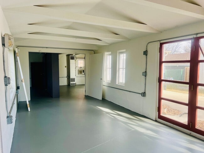 Photo - Morrison4008 Unit #A