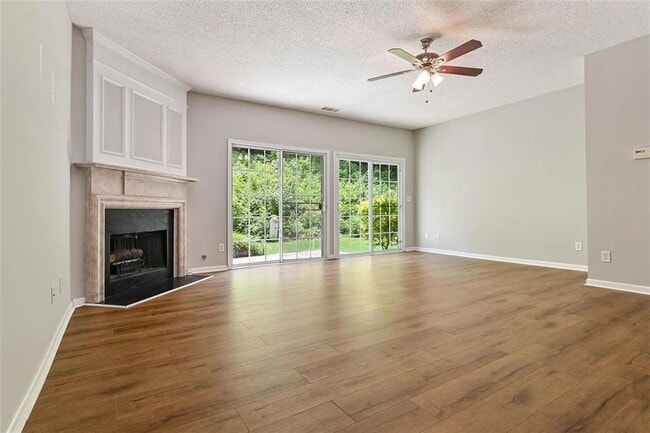 Photo - 9155 Nesbit Ferry Rd