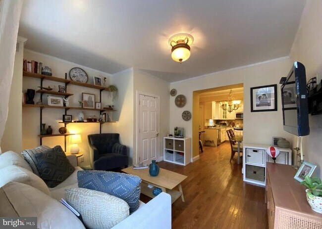 Photo - 130 Manton St