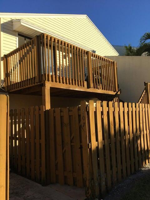 Photo - 643 Executive Center Dr Unit Q207