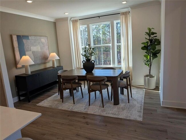 Photo - 121 Agnew Wy