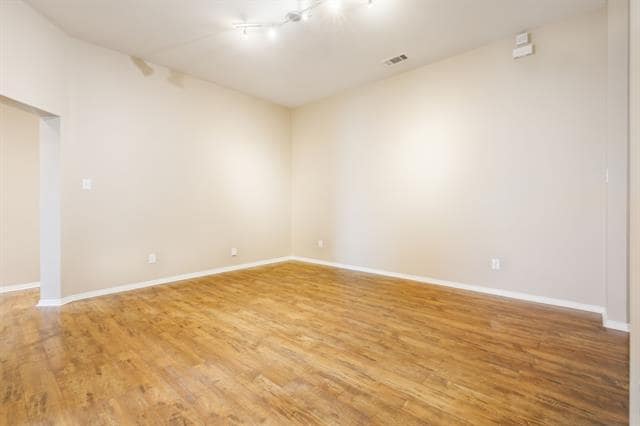 Photo - 5104 Avery Ln