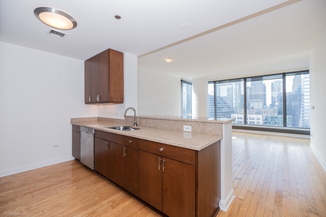 Photo - 60 E Monroe St Unit 2705