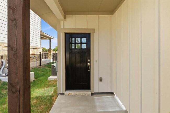 Photo - 2210 Cornfield Dr