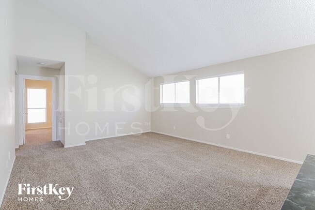 Photo - 4161 N Overbrook Dr