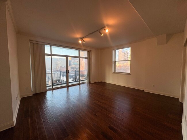 Building Photo - 127 Madison Ave Unit 701