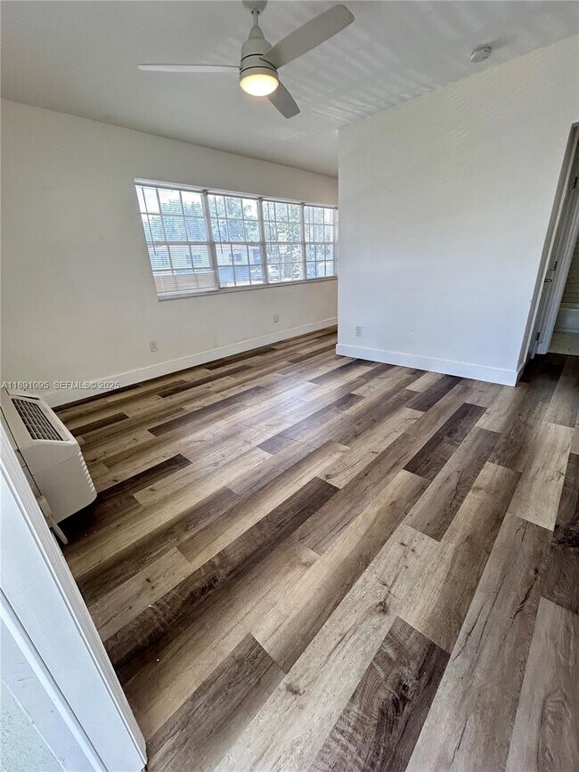 Photo - 571 NE 67th St Unit 1