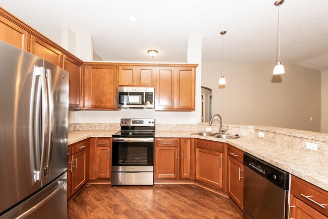 Photo - 299 Thornbrook Ct