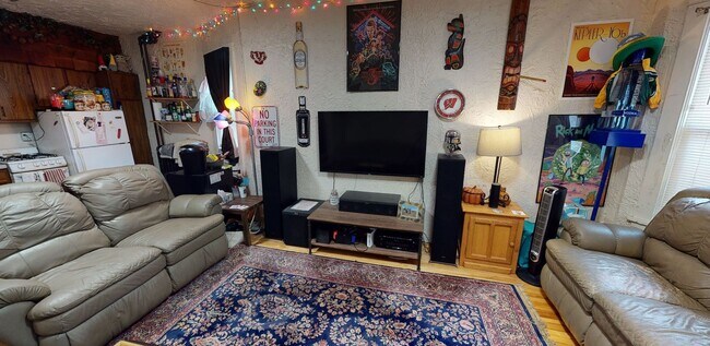 Photo - Bassett & Wash, LLC 511WW Unit House