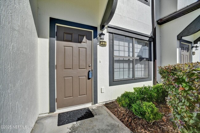 Photo - 480 Cabernet Pl