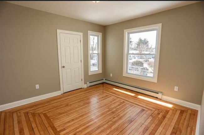 Photo - 1142 Cilley Rd Unit 1