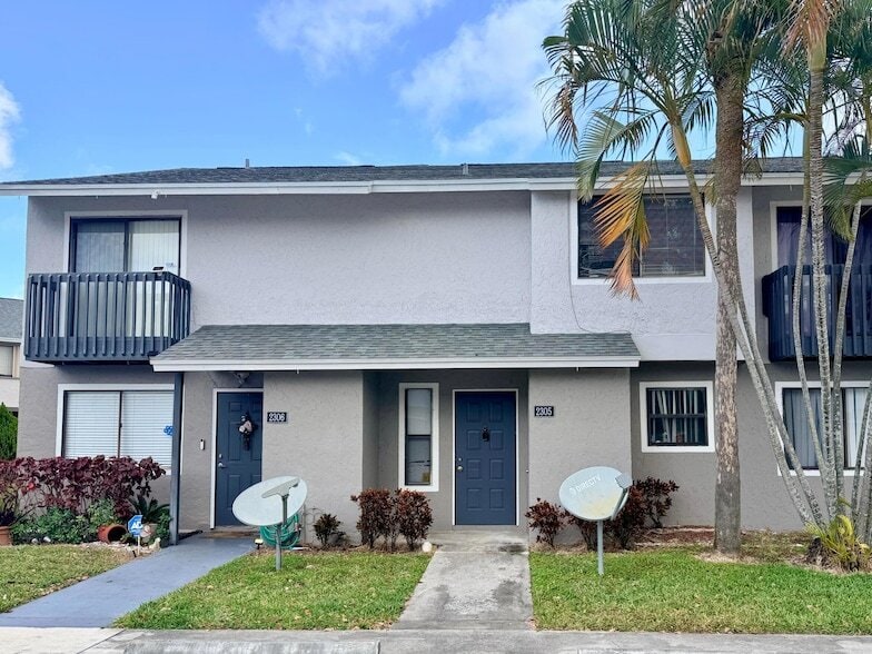 Photo - 2305 Seaside Dr