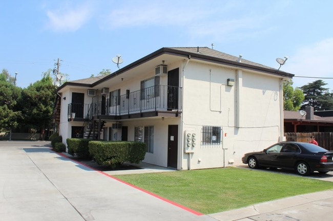 Photo - Porter Ave Apartments