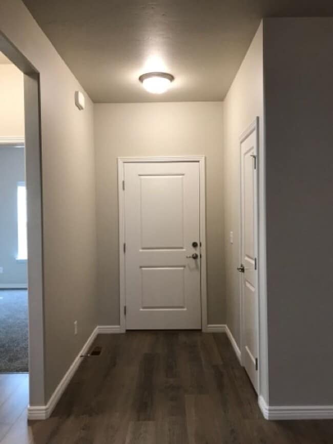 Building Photo - 1243 Langford Way