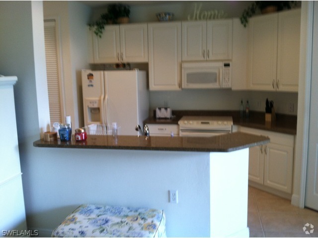 Building Photo - 1370 Sweetwater Cove Unit 102 Rental