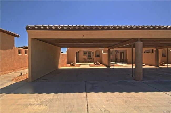 Building Photo - Condo Unit #21