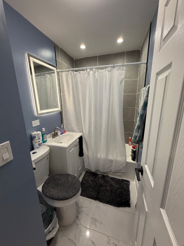 Photo - 5704 S Kilbourn Ave