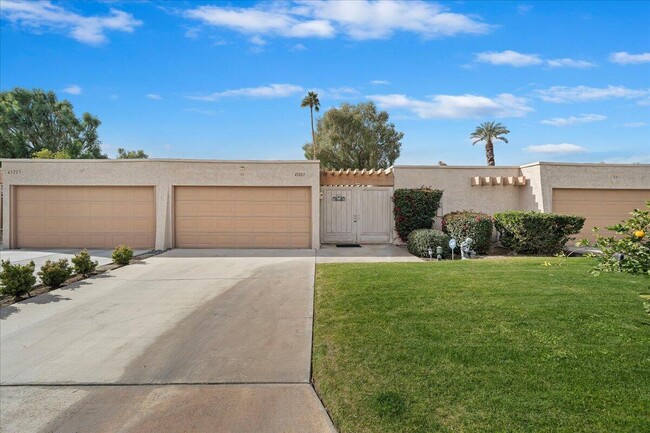 Building Photo - 43223 Lacovia Dr Rental