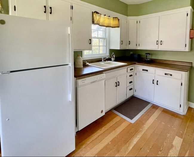 Photo - 101 22nd St SW