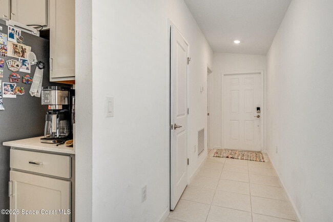 Photo - 1328 Colebrook Cir SW