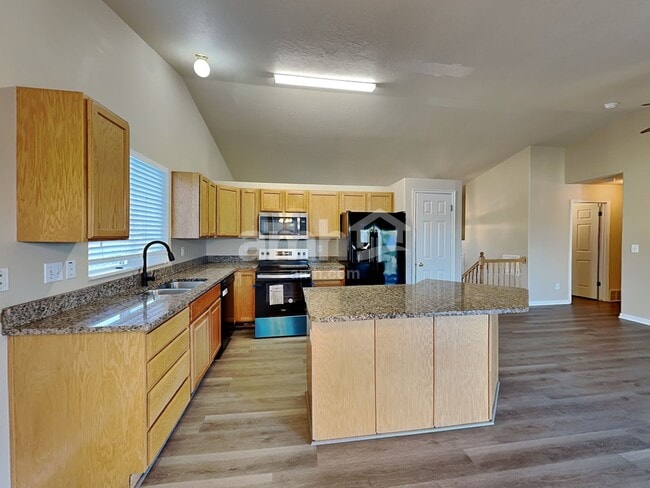 Photo - 2848 W 2125 S